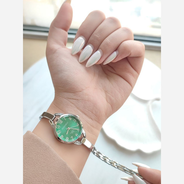 ساعت مچی زنانه کد 34جدید