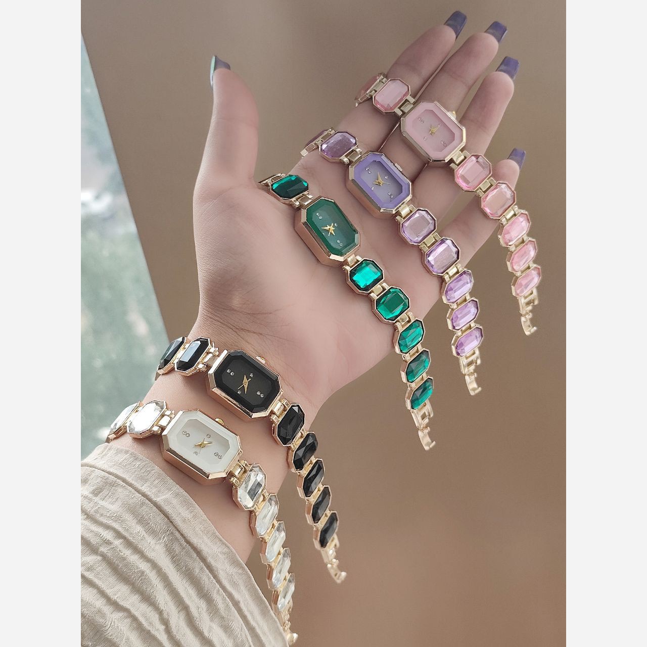 ساعت مچی زنانه و دخترانه کد 35 جدید