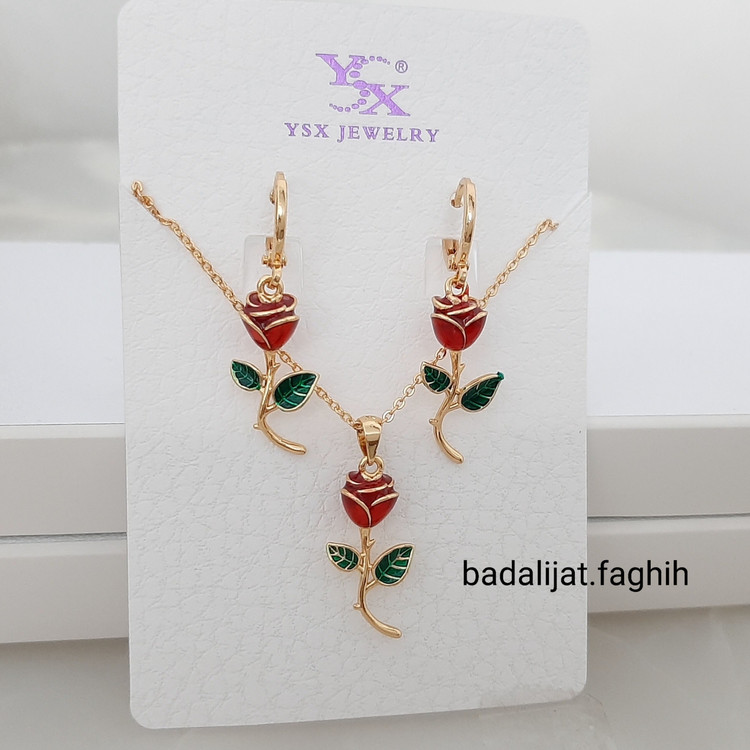 نیمست رنگ ثابت گل رز برند YSX با زنجیر و آبکاری طلا ورق بزنید لطفا