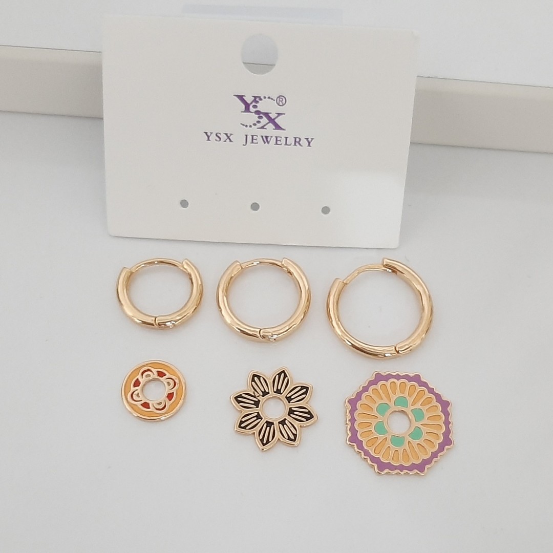 گوشواره رنگثابت 3 لنگه برای 3 تا سوراخ گوش برند YSX با آبکاری طلا ورق بزنید لطفا