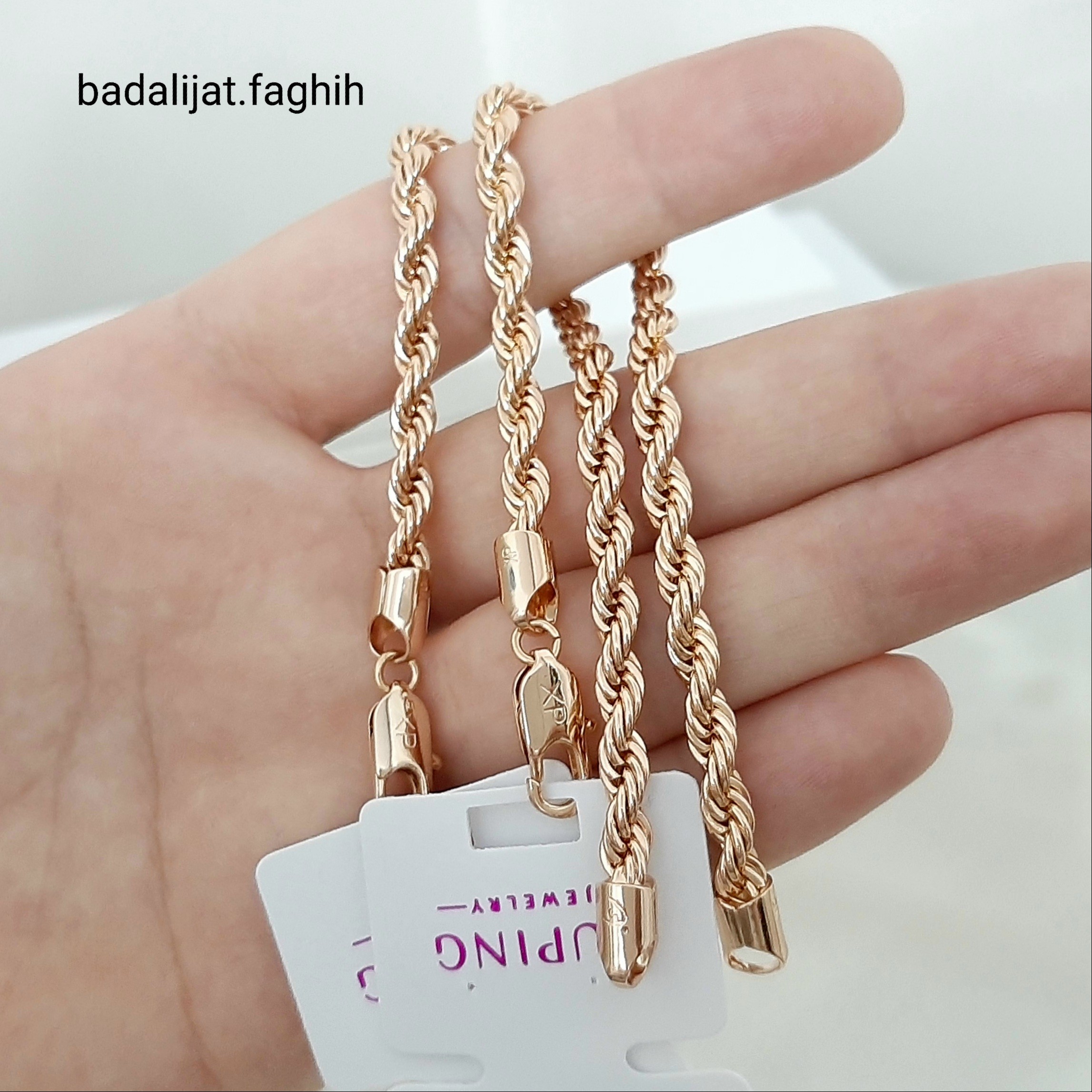 دستبند ژوپینگ طنابی طرح طلا کاملا رنگ ثابت با آبکاری طلا ورق بزنید و جزئیات کار رو بهتر ببینید