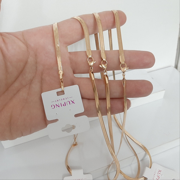 گردنبند ماری ژوپینگ کاملا رنگ ثابت با آبکاری طلا و استفاده مدام ورق بزنید لطفا