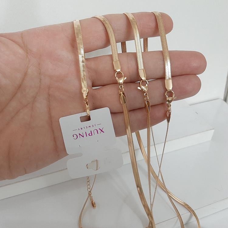 گردنبند ماری ژوپینگ کاملا رنگ ثابت با آبکاری طلا و استفاده مدام ورق بزنید لطفا