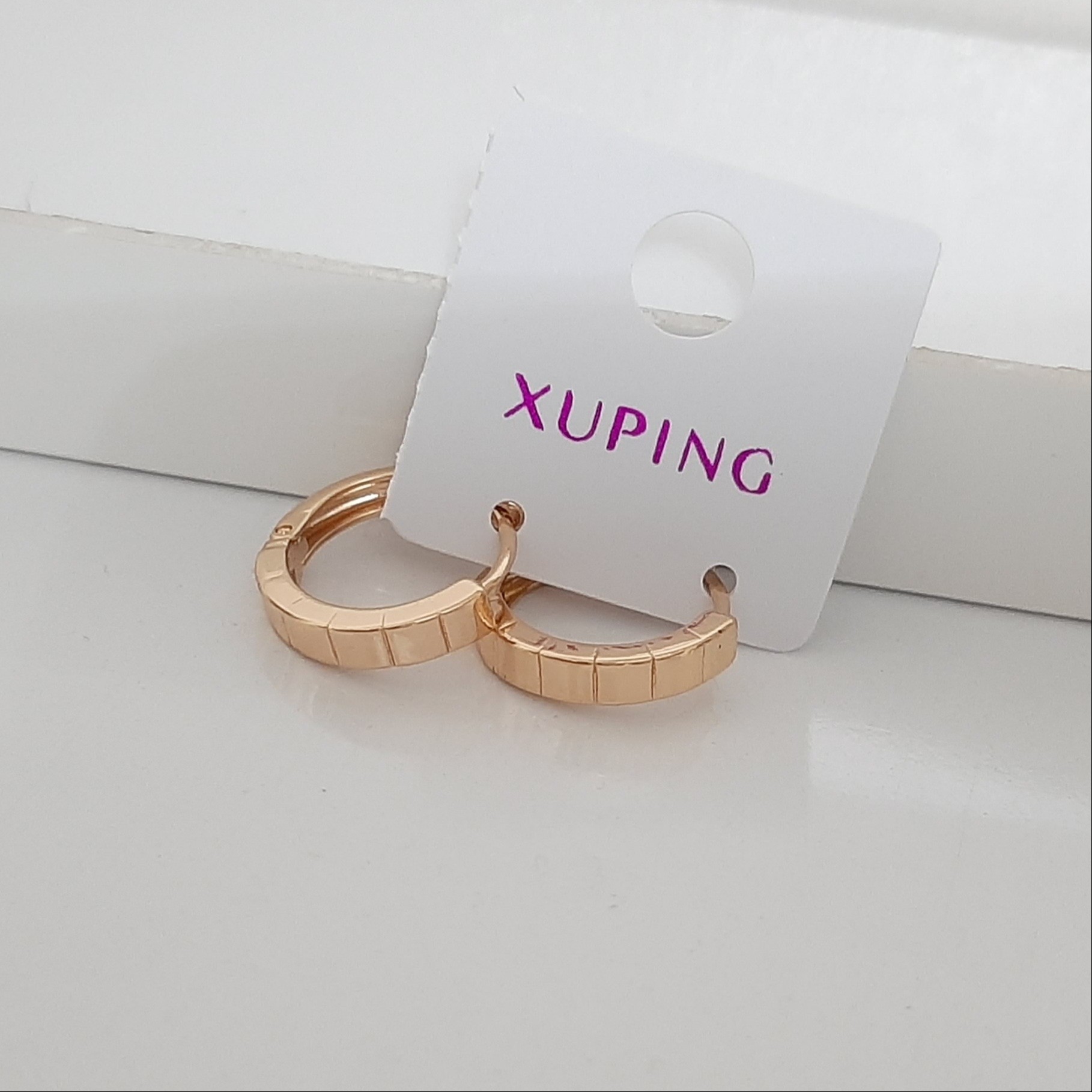 گوشواره ژوپینگ حلقه ای رنگثابت حک خورده و آبکاری طلا شده ورق بزنید لطفا