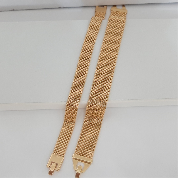 دستبند رنگ ثابت حصیری با طلا مونمیزنه قیمت پهن 1/380 تومنه ورق بزنید و توضیحات رو بخونید لطفا