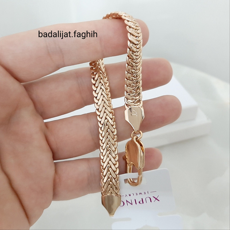 دستبند ژوپینگ رنگ ثابت طرح ماری با آبکاری طلا و مناسب استفاده مدام ورق بزنید لطفا