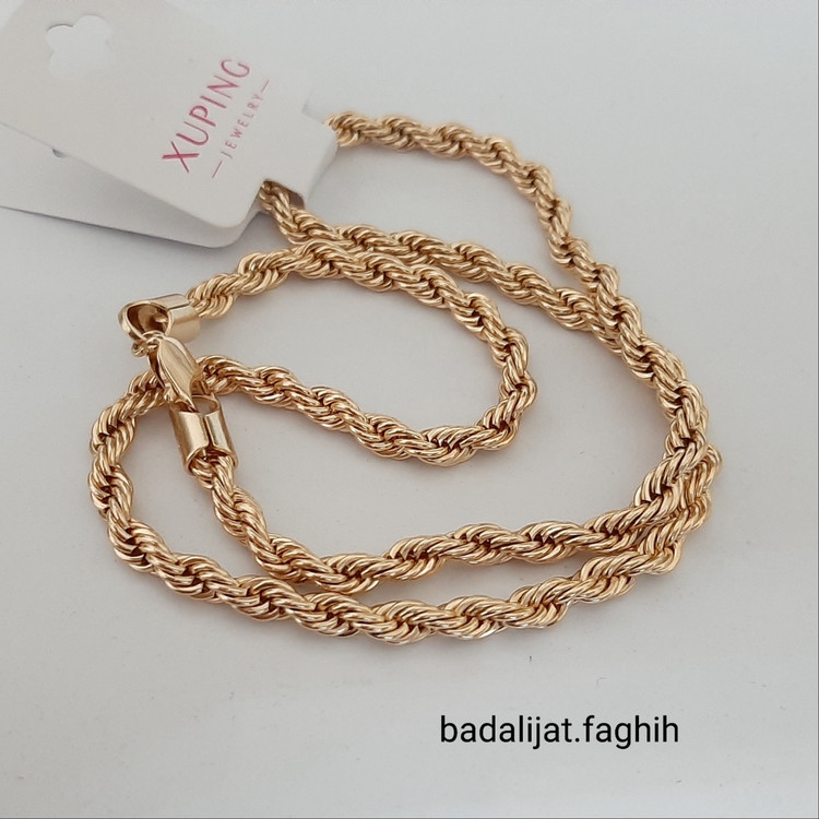 زنجیر طنابی ژوپینگ کاملا رنگ ثابت با آبکاری طلا و مناسب استفاده مدام ورق بزنید و توضیحات رو بخونید لطفا
