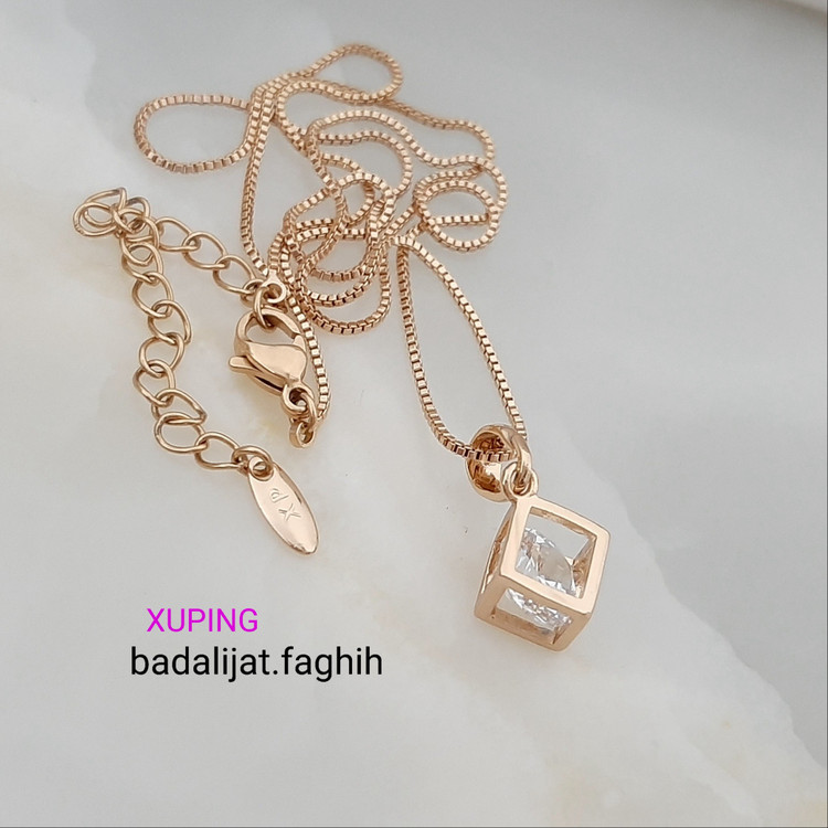 پلاک زنجیر مکعبی جدید برند ژوپینگ حک خورده رنگ ثابت با آبکاری طلا ورق بزنید و توضیحات رو بخونید