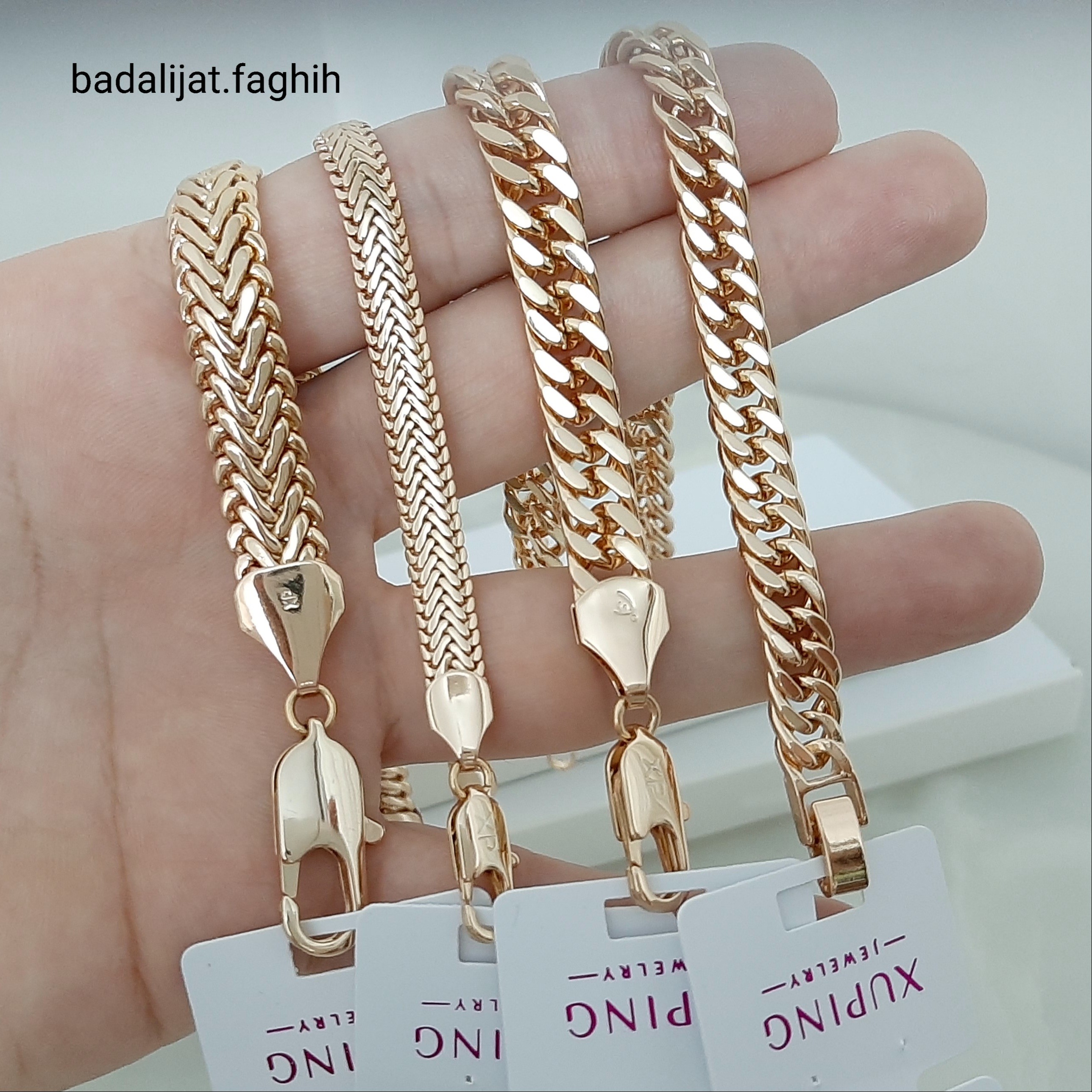 دستبند ژوپینگ رنگ ثابت در 4 طرح فوق العاده شیک با  آبکاری طلا و ورق بزنید و