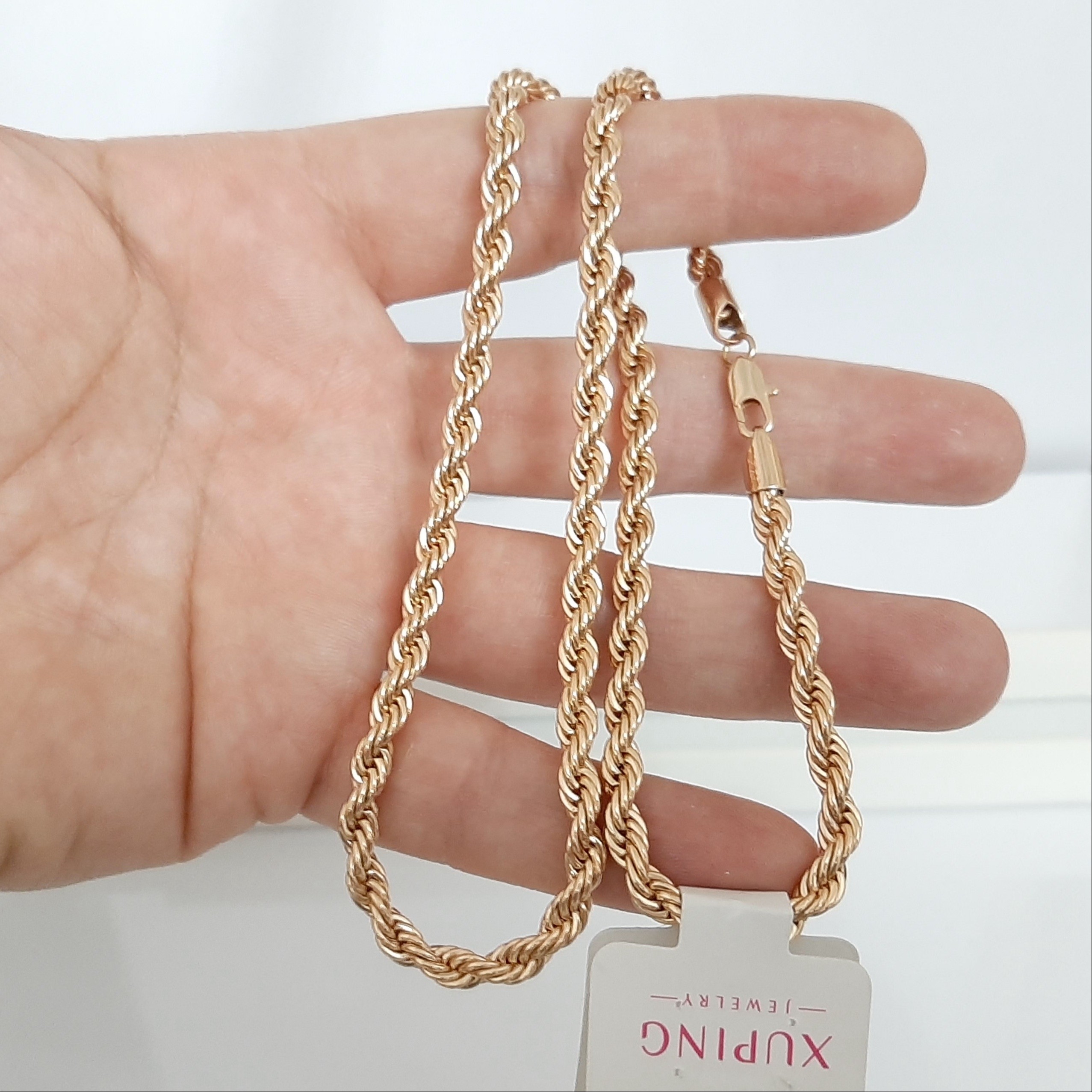 زنجیر طنابی ژوپینگ کاملا رنگ ثابت با آبکاری طلا و مناسب استفاده مدام ورق بزنید و توضیحات رو کامل بخونید لطفا