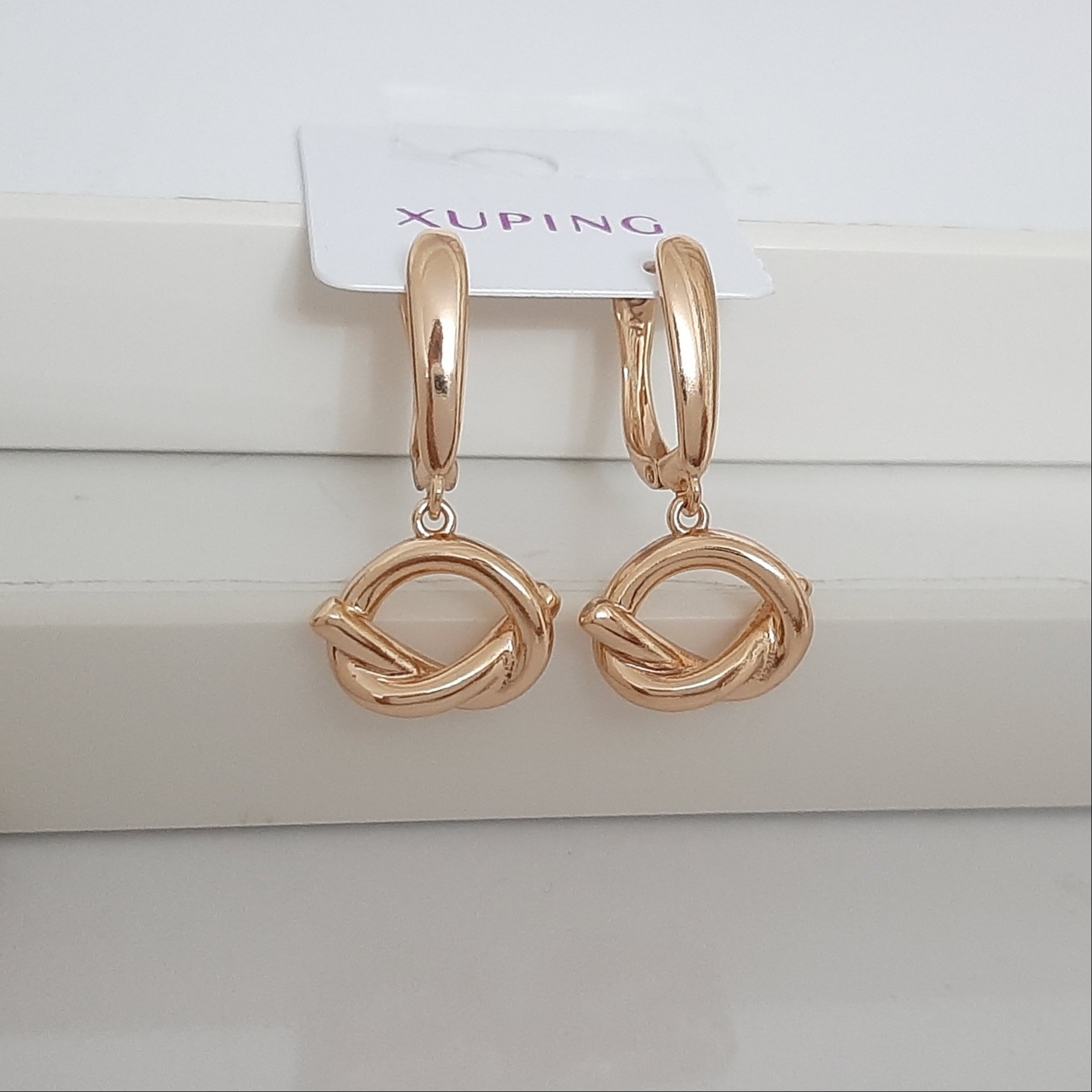 گوشواره ژوپینگ کاملا رنگ ثابت با طلا مونمیزنه و مناسب استفاده مدام ورق بزنید لطفا