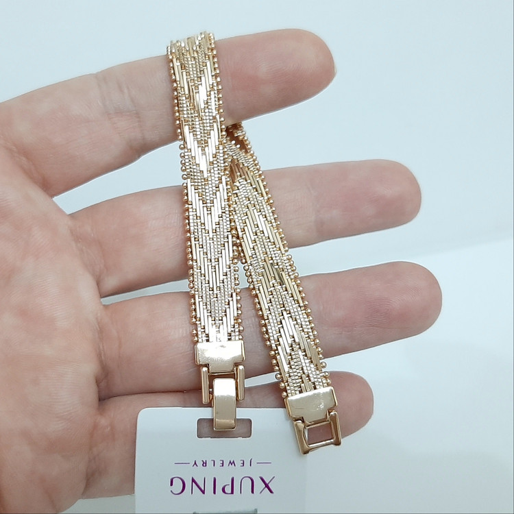 دستبند ژوپینگ کاملا رنگ ثابت و با طلا مونمیزنه ورق بزنید و توضیحات رو بخونید لطفا