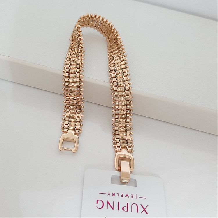 دستبند ژوپینگ رنگ ثابت فوق العاده شیک با طلا مونمیزنه و مناسب استفاده مدام ورق بزنید لطفا
