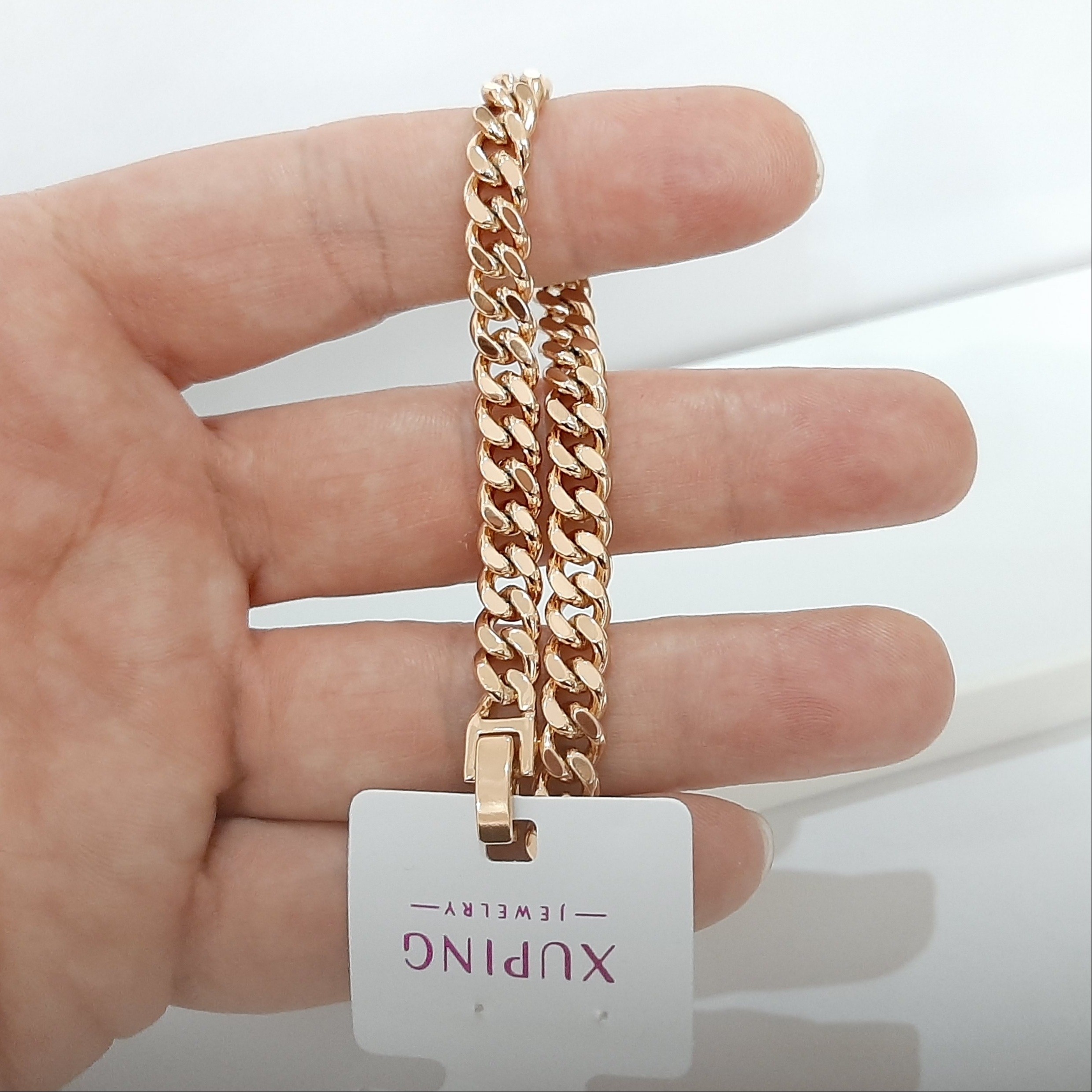 دستبند ژوپینگ جدید کاملا رنگ ثابت با آبکاری طلا و مناسب استفاده مدام ورق بزنید لطفا