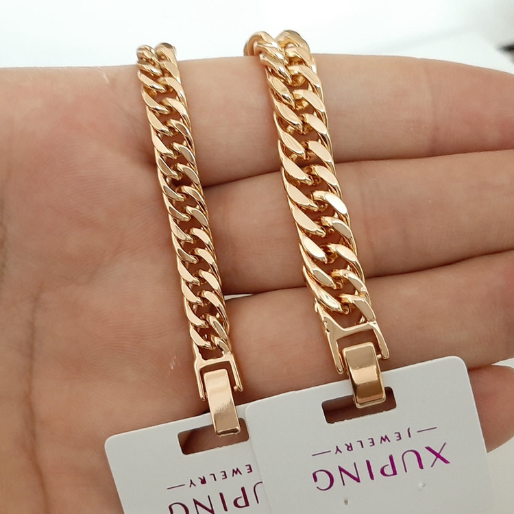 دستبند ژوپینگ کاملا رنگ ثابت با آبکاری طلا حک خورده با ارسال رایگان به کل کشور ورق بزنید و توضیحات رو بخونید لطفا