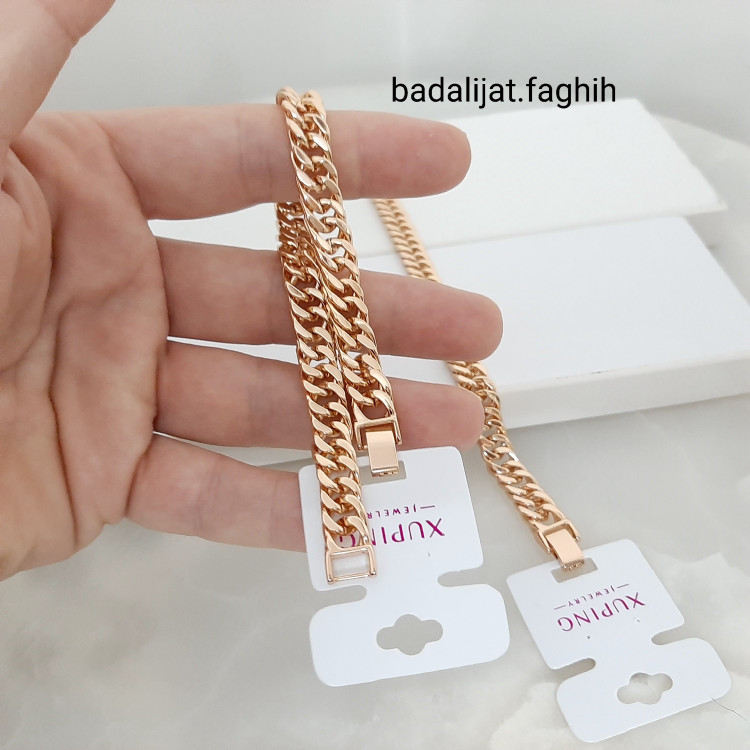 دستبند ژوپینگ رنگ ثابت با آبکاری طلا طرح کارتیر با آبکاری طلا فوق العاده شیک ورق بزنید لطفا