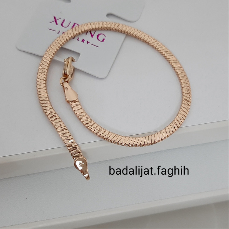 دستبند ماری ژوپینگ حک خورده کاملا رنگ ثابت با آبکاری طلا ورق بزنید لطفا