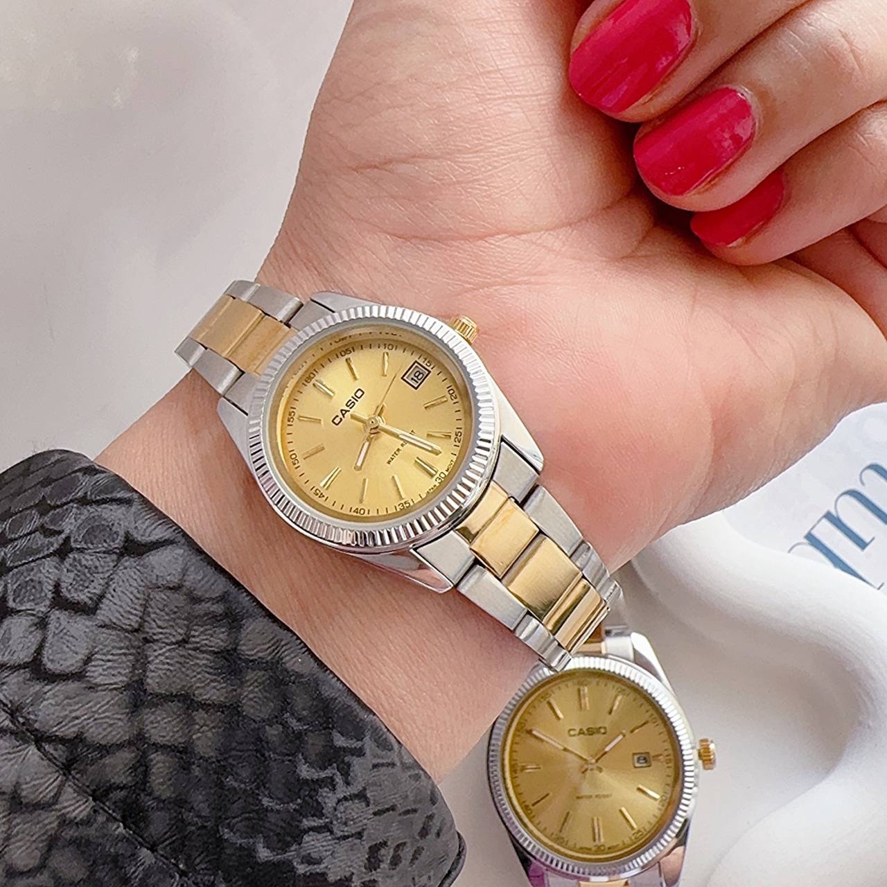 ساعت زنانه و مردانه قیمت تک کاسیو استیل تاریخ دار موتور ژاپن مارک معروف CASIO نمونه درجه یک ارسال رایگان