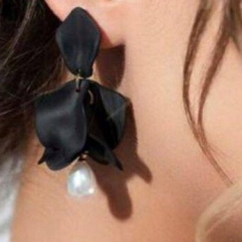 گوشواره کره ای مارک XYZ رنگ ثابت صورتی سبز قرمز زرد ارسال رایگان