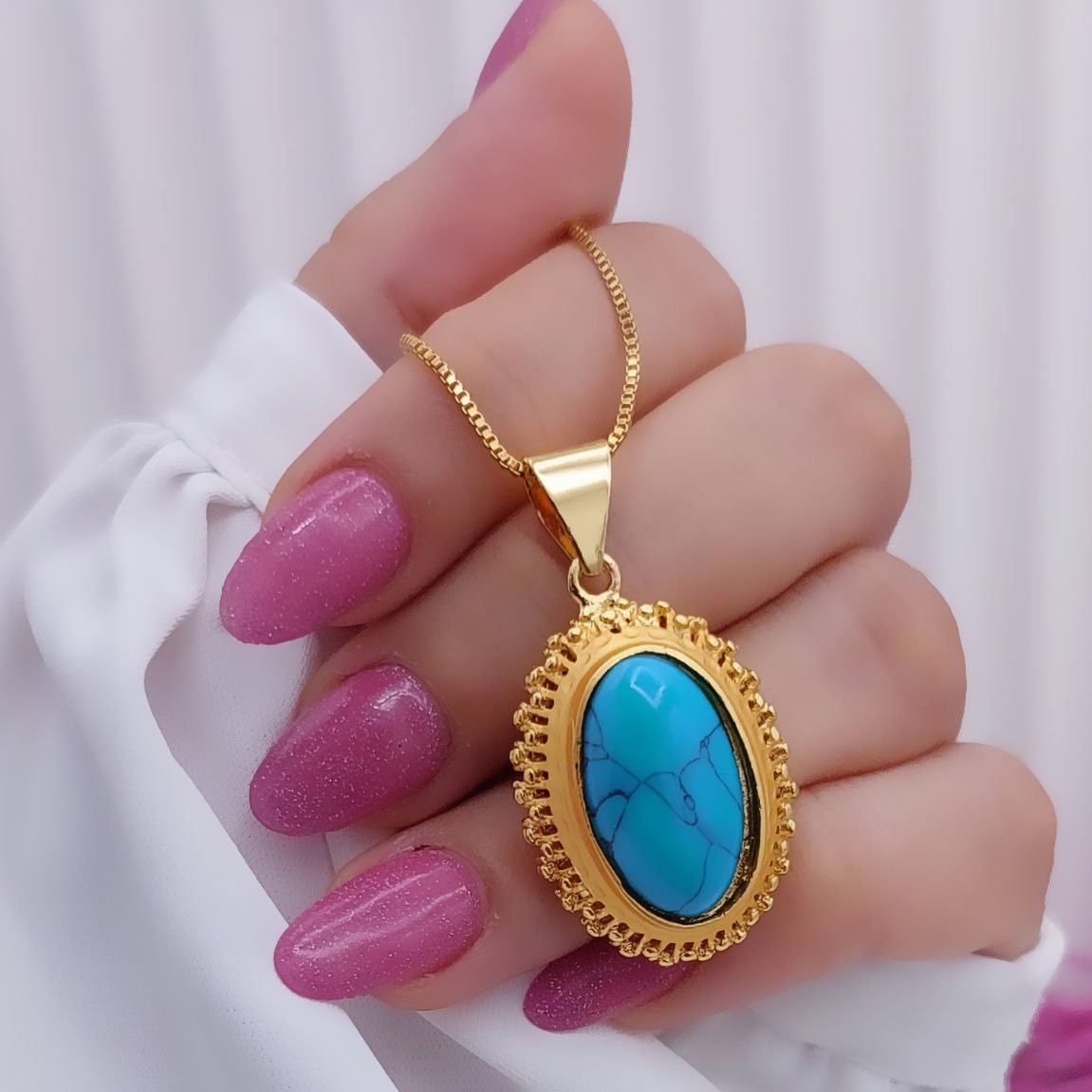 نیمست فیروزه اصل بیضی شکل