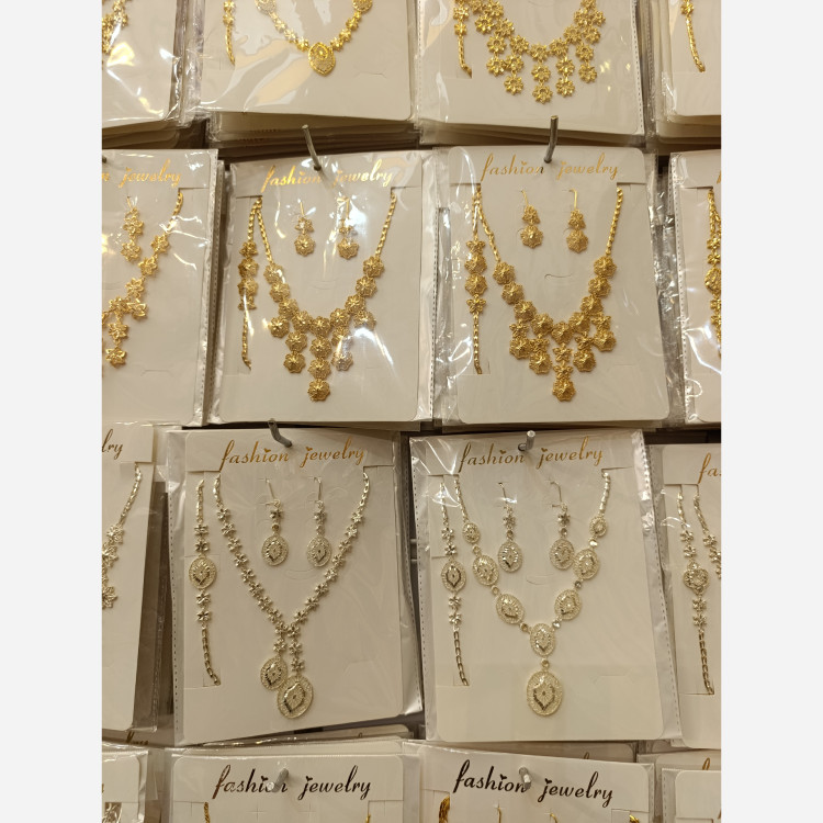 بدلیجات سرویس کامل برنجی آبکاری طلا و نقره