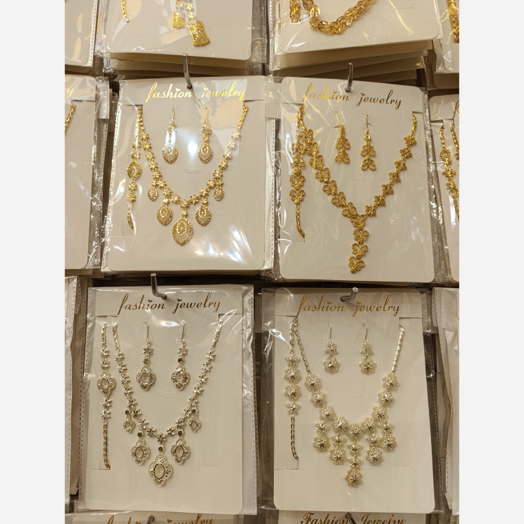 بدلیجات سرویس کامل برنجی آبکاری طلا و نقره