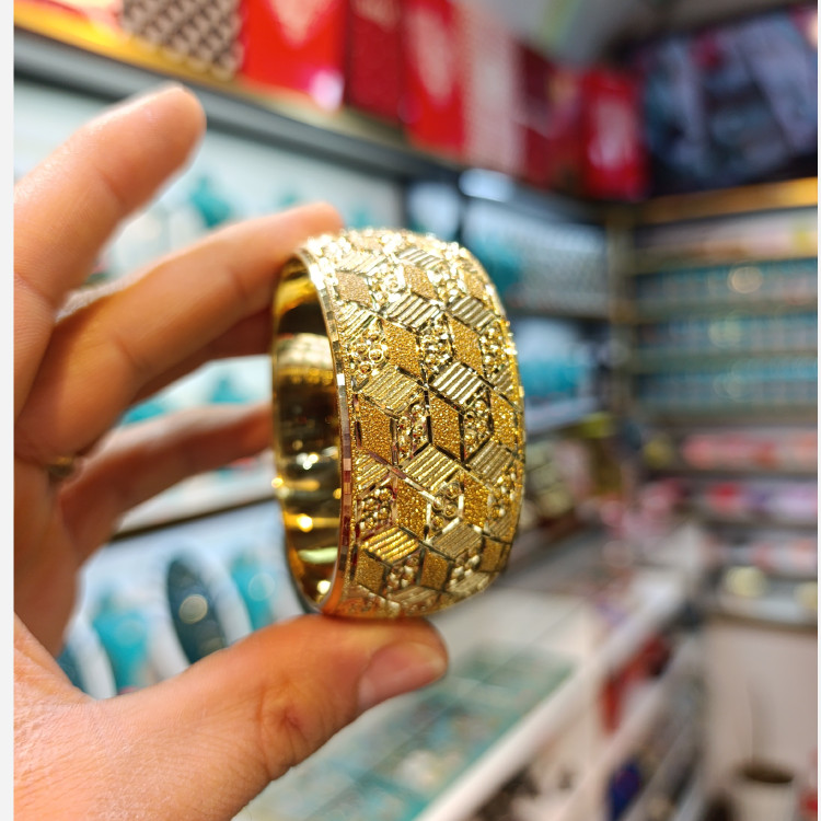 بدلیجات النگو تک پوش 2سانت هندی آب طلا