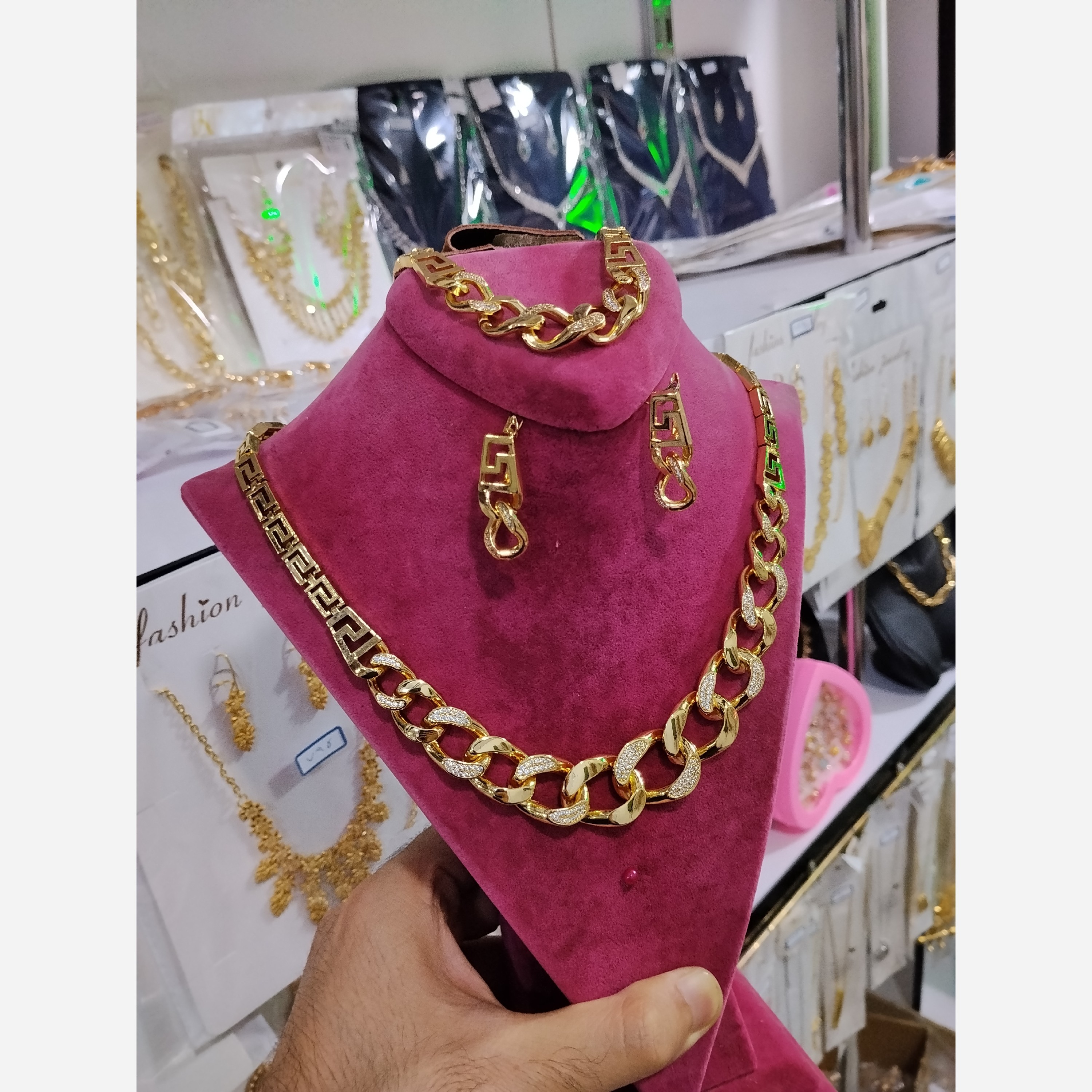 سرویس کارتیر طلاروس زنانه رنگ ثابت تضمینی مشابه نمونه طلا