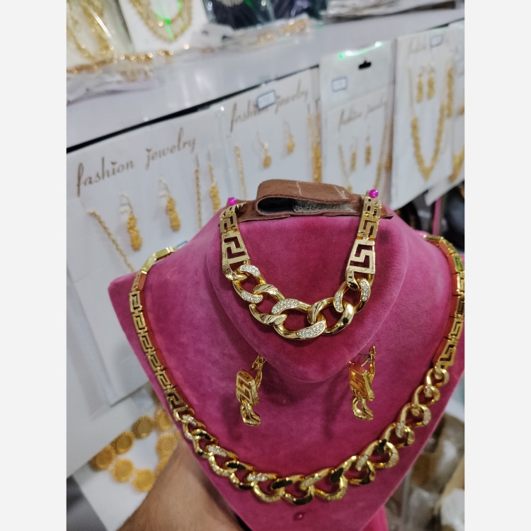 سرویس کارتیر طلاروس زنانه رنگ ثابت تضمینی مشابه نمونه طلا