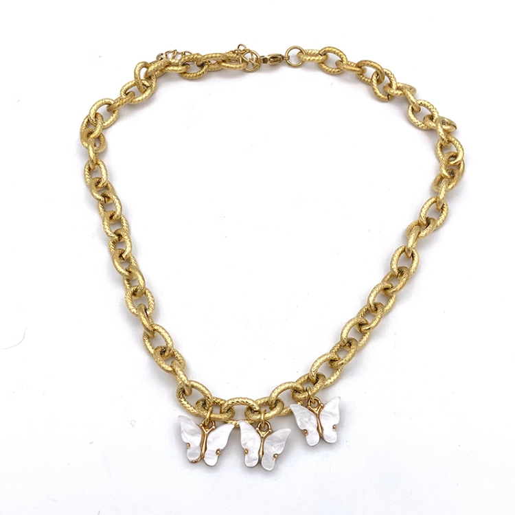 گردنبند زنانه استیل طرح طلا پروانه صدفی