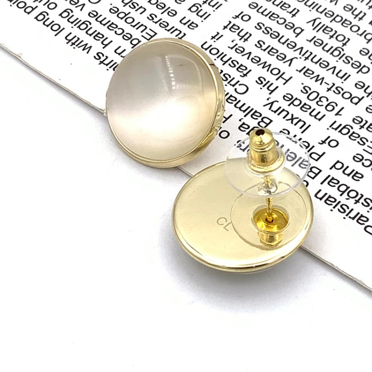 گوشواره میخی زنانه کلیو مدل جواهری کد KYG001