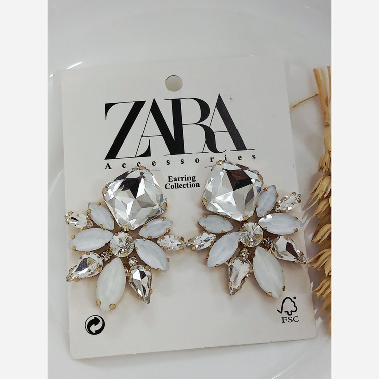 گوشواره زارا مارک برند خیلی زیبا