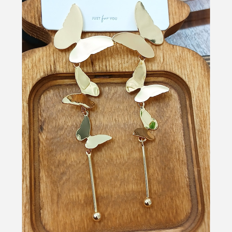 گوشواره پروانه طلایی استیل