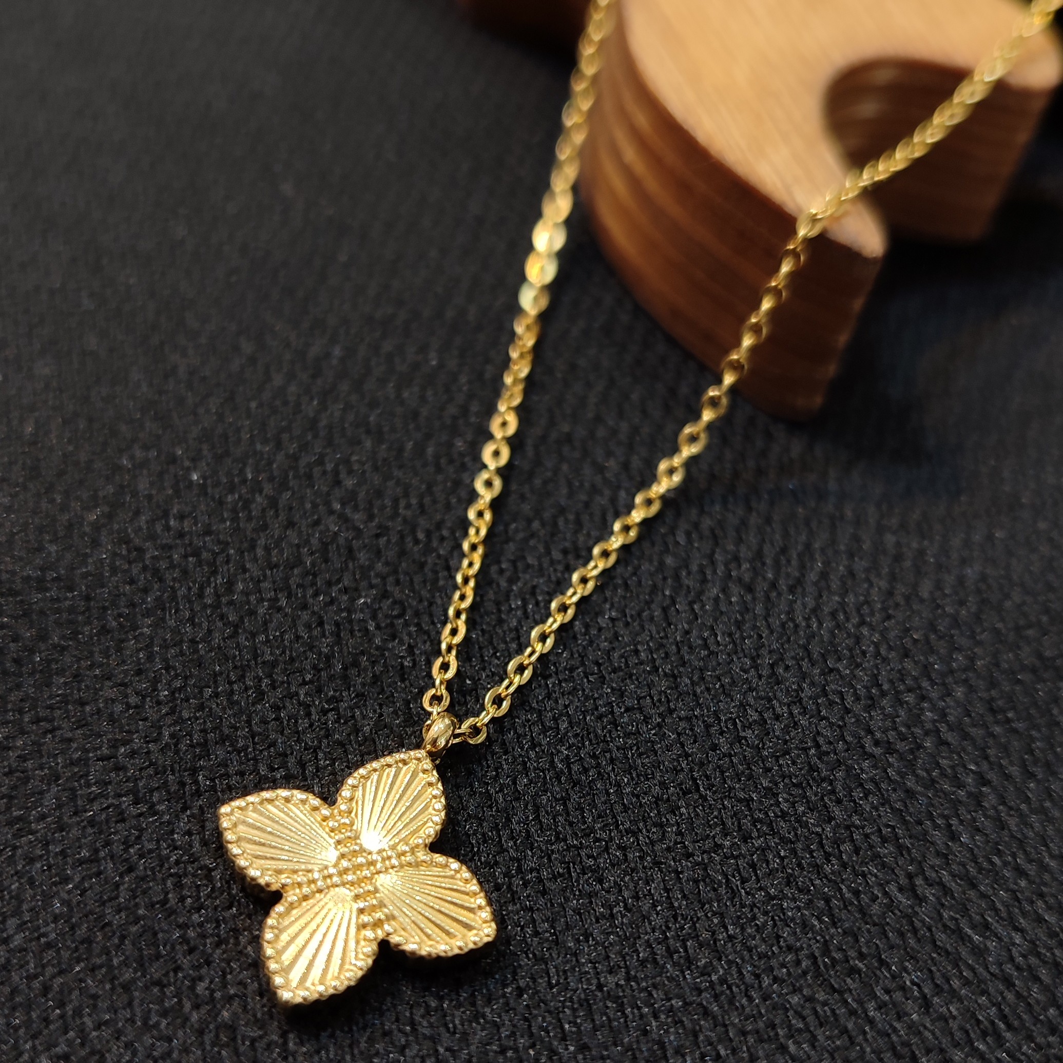 گردنبند کد4649458