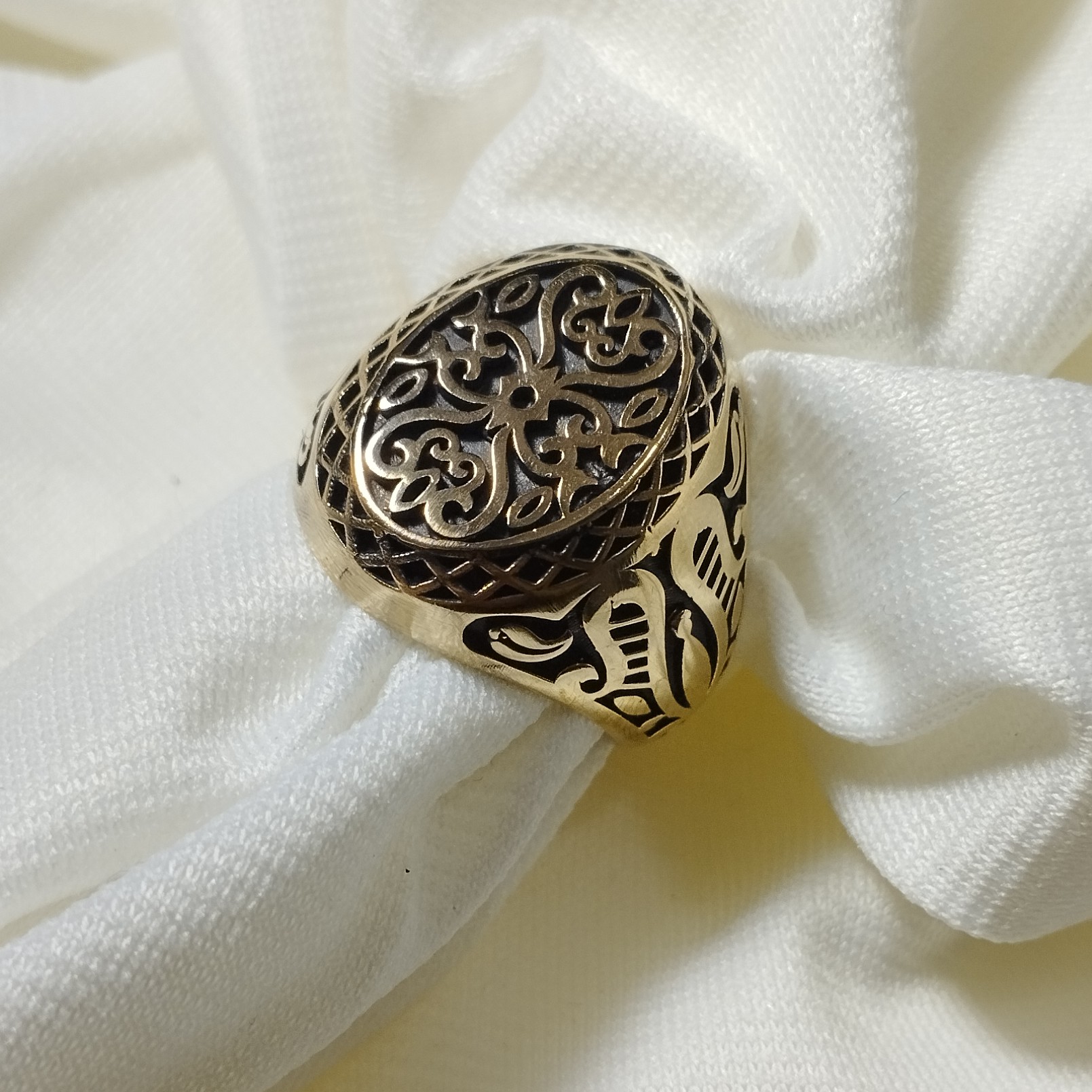 انگشتر مردانه طلا روس پرکار