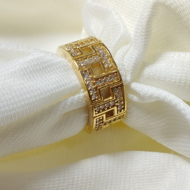 انگشتر زنانه طلا روس ورساچه حلقه ای