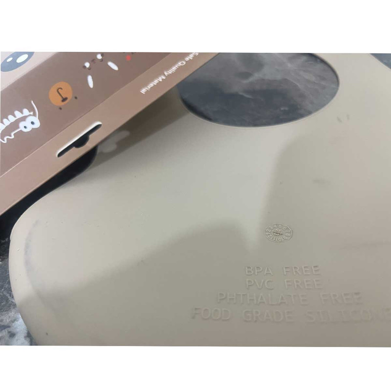 پیش بند نوزادی مدل SILICONE BIB