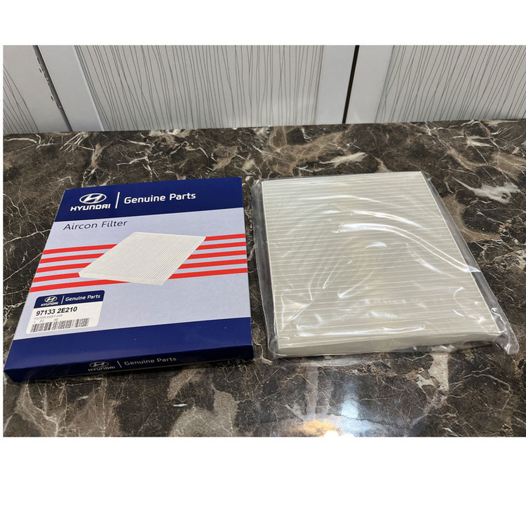 فیلتر کابین هیوندای جنیون پارتز مدل 2E210 مناسب برای سراتو IX35 اکسنت بسته چهار عددی