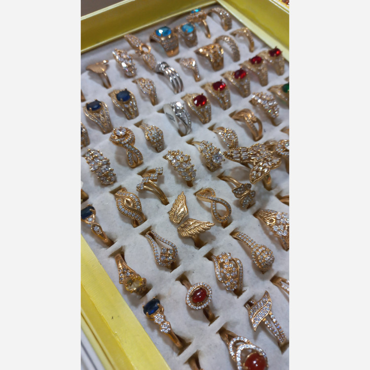 عمده انگشتر عمده زنانه طرح تاج و غیره پک 5 عددی