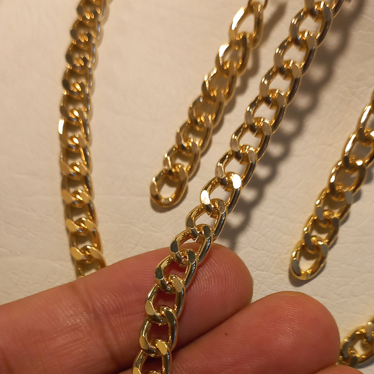 سرویس کارتیر رنگ ثابت شامل دستبند و گردنبند و گوشواره