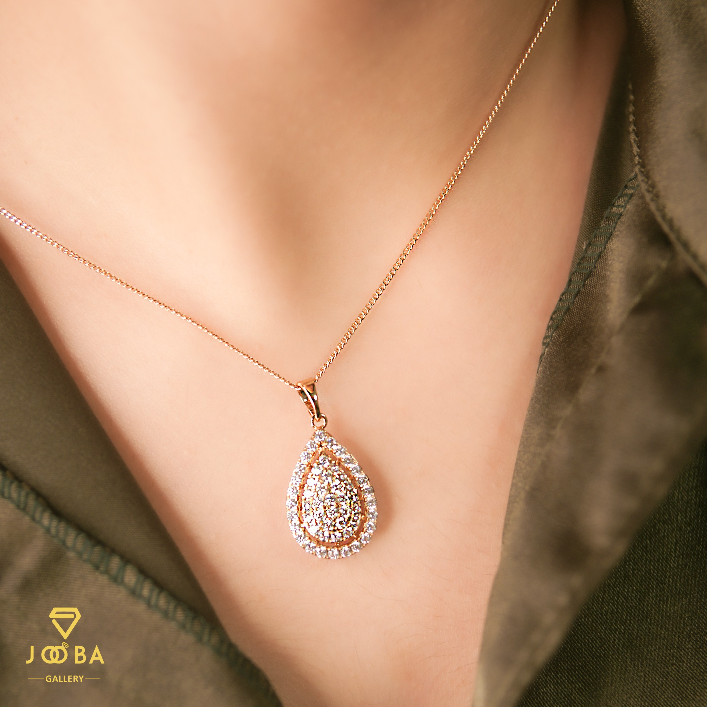 آویز اشک درشت نگینی کد 106082870