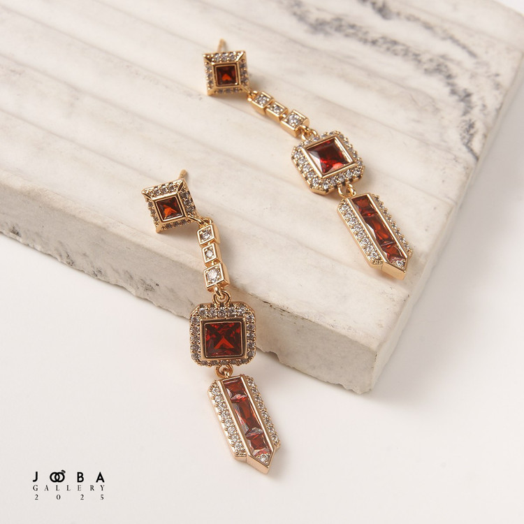 گوشواره نگین دار سوارسکی قرمز کد1111982948