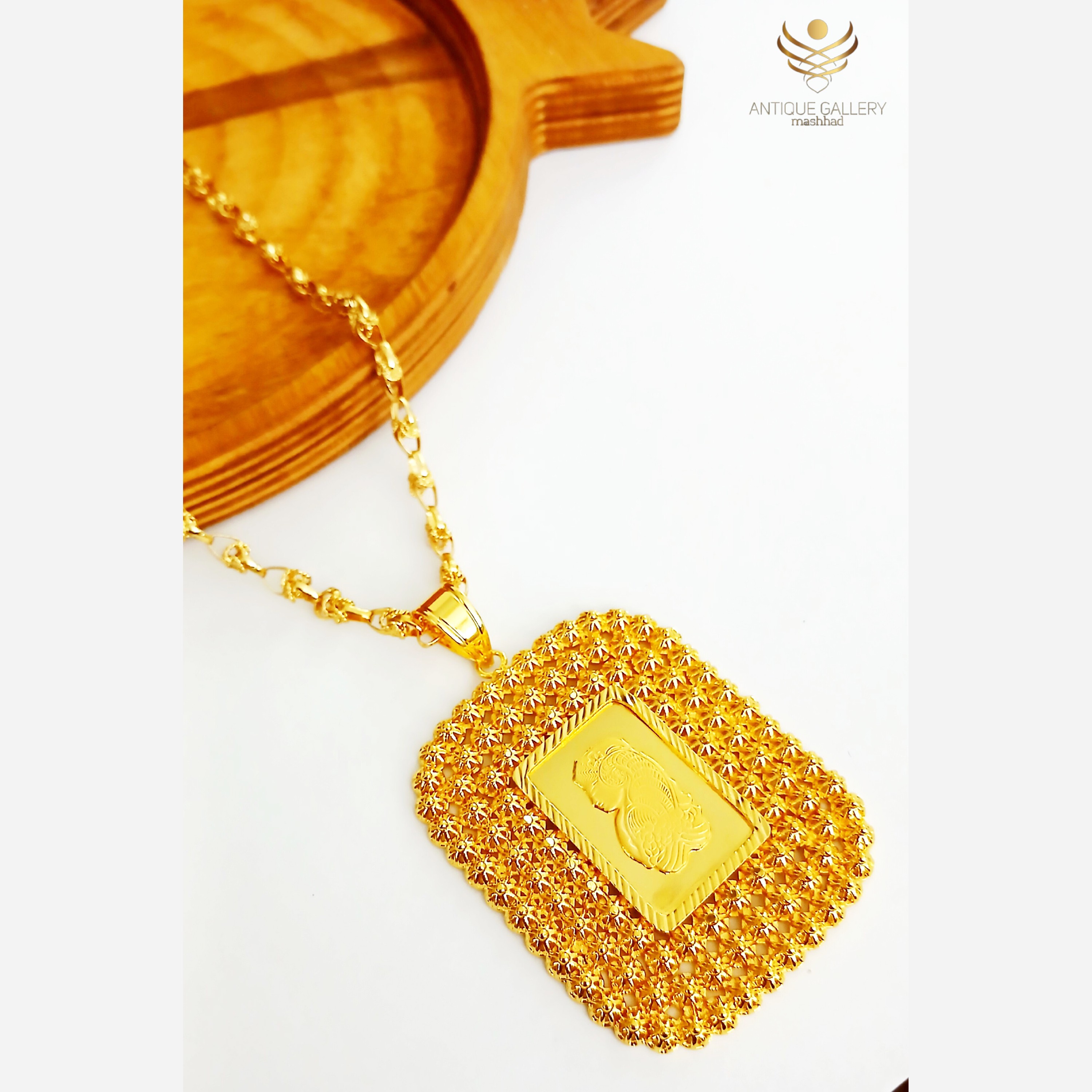 گردنبند زنانه. گردنبند انس. گردنبند طرح طلا. گردنبند مشابه طلا.