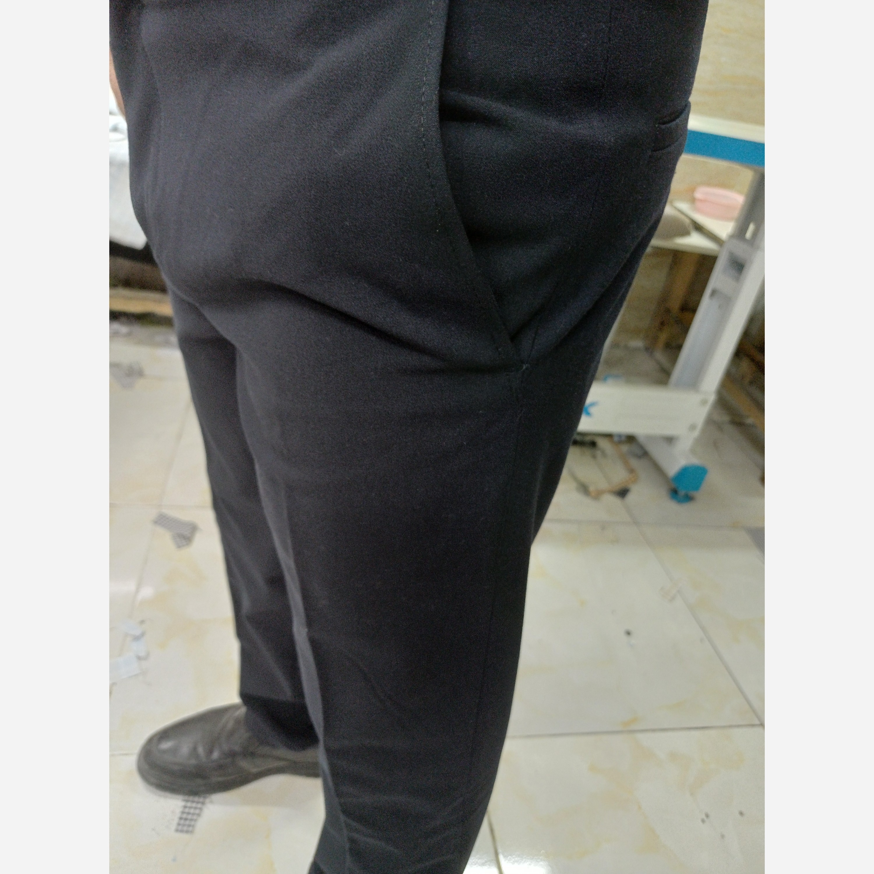 شلوار پارچه ای سرمه ای تیره نخی درجه یک