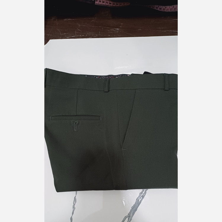 شلوار پارچه ای سبز سیر نخی درجه یک