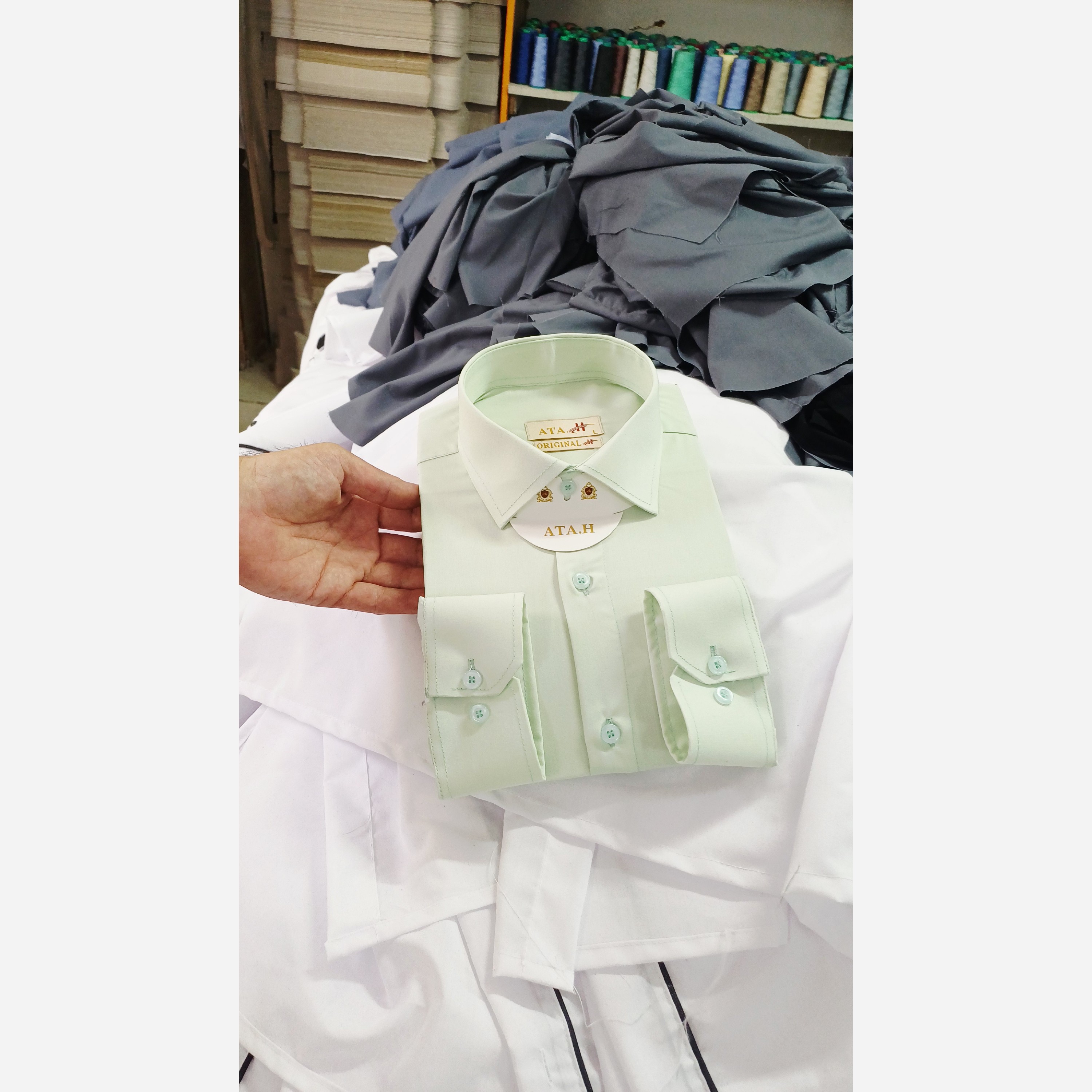 پیراهن مردانه سبز خیلی روشن درجه یک