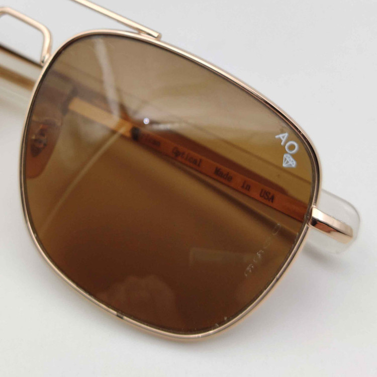 عینک آفتابی خلبانی (Aviator) امریکن اوپتیکال مدل skymaster