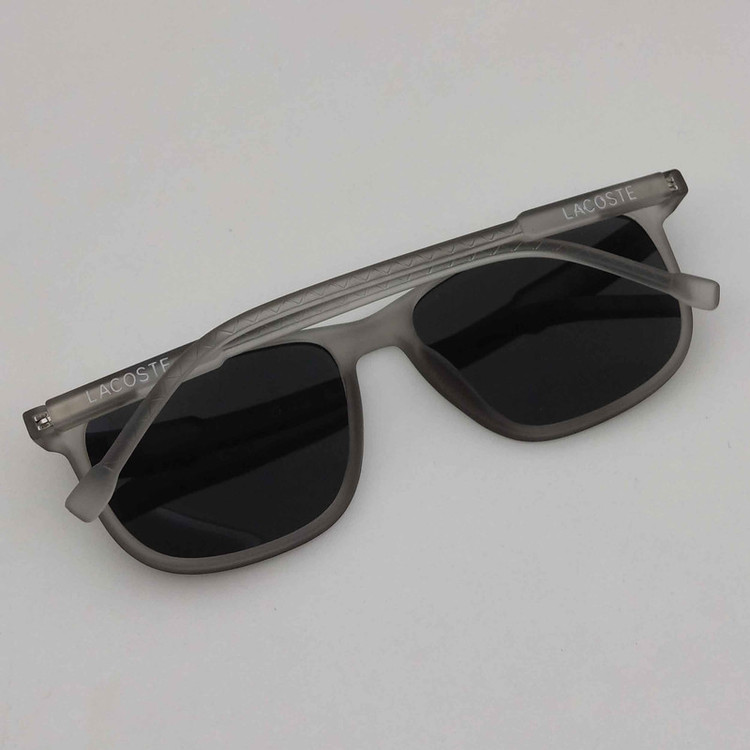عینک آفتابی ویفرر (Wayfarer) مدل پلاریزه P1027