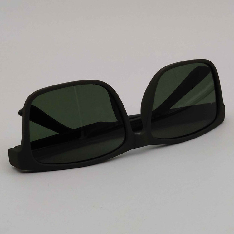 عینک آفتابی ویفرر (Wayfarer) مدل P1040