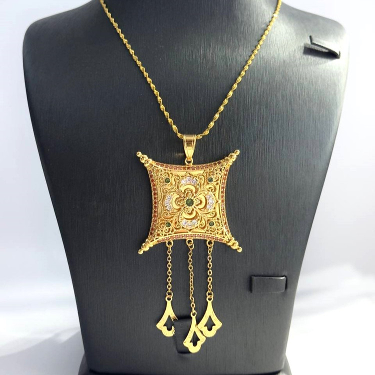 گردنبند جهان | جشن | بدلیجات روح گندم